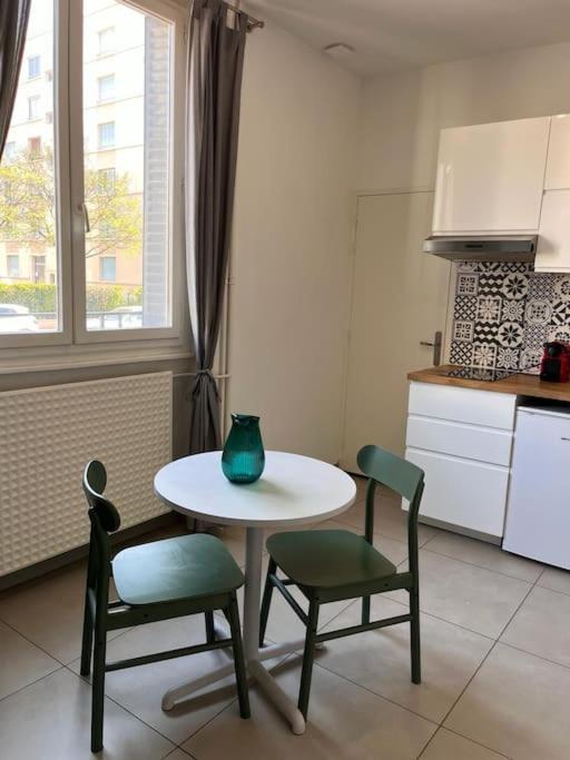 Le Pressense Apartman Vénissieux Kültér fotó